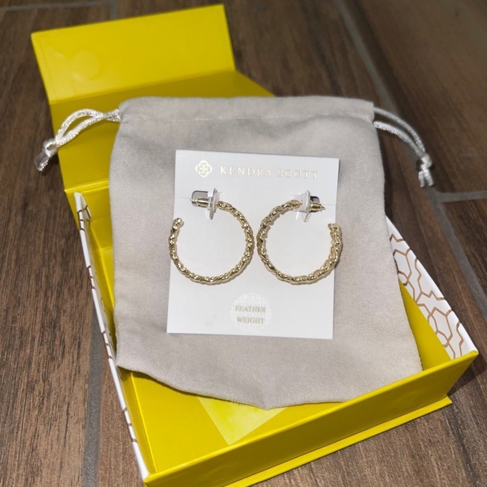 Kendra Scott Natalie Hoop Earrings